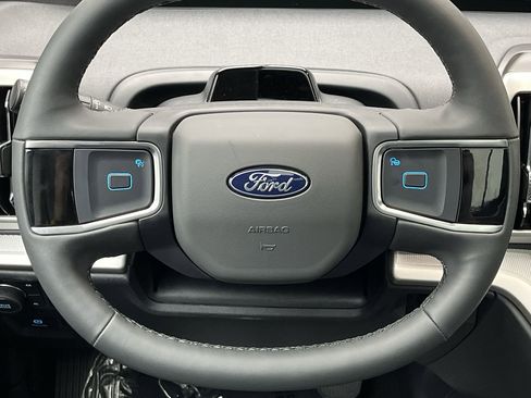 New 2025 Ford Expedition Max Active AWD/4WD image 17