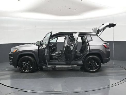 Used 2020 Jeep Compass Latitude AWD/4WD image 57