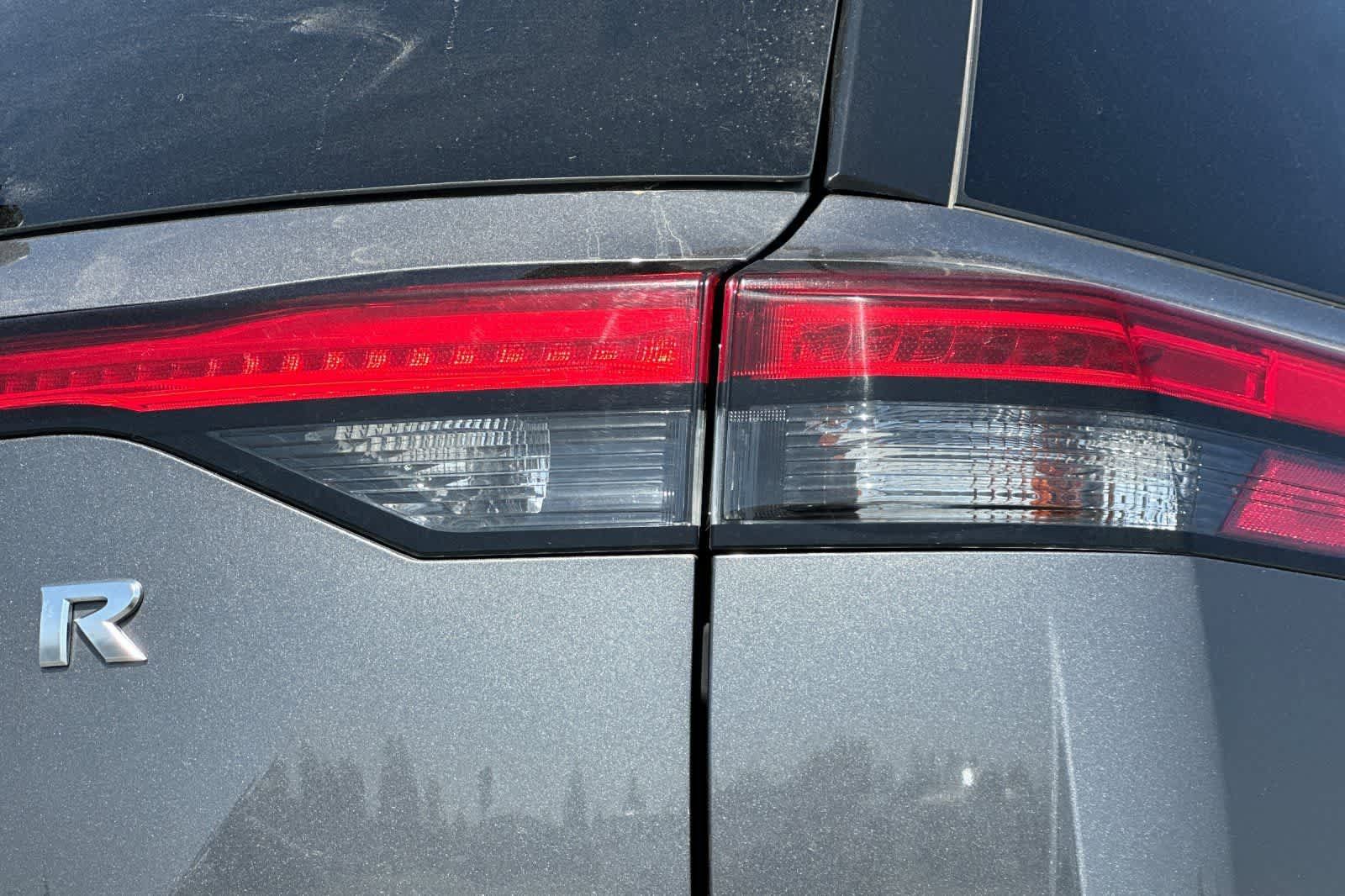 Certified 2022 Nissan Pathfinder SV FWD image 35