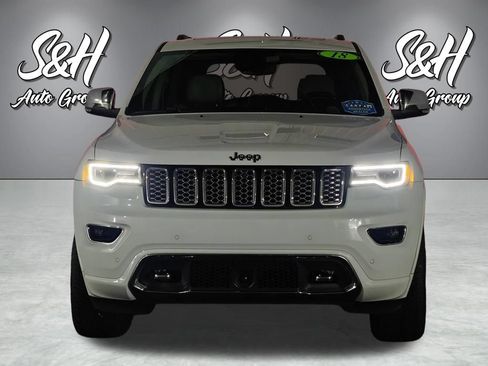 Used 2018 Jeep Grand Cherokee Overland AWD/4WD image 21