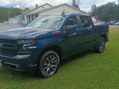 Used 2021 Chevrolet Silverado 1500 RST w/ Convenience Package II AWD/4WD image 3