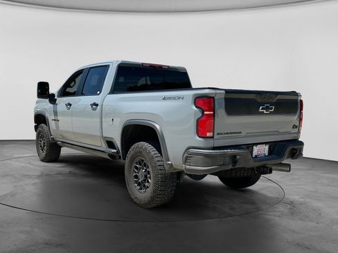 Used 2025 Chevrolet Silverado 2500 ZR2 w/ ZR2 Bison Edition AWD/4WD image 7