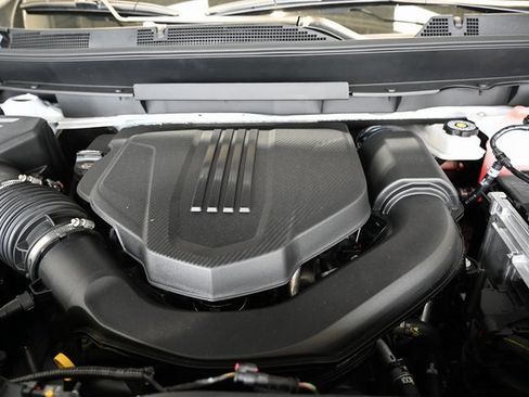 New 2026 Chevrolet Traverse LT w/ Driver Confidence Package image 28