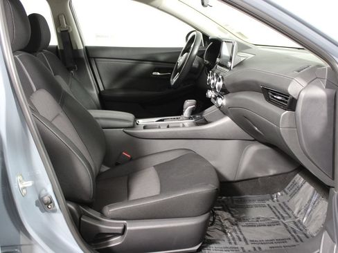 Used 2025 Nissan Sentra SV w/ All-Weather Package FWD image 13
