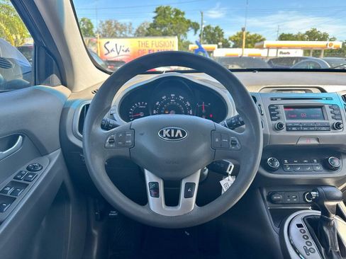 Used 2016 Kia Sportage LX image 10