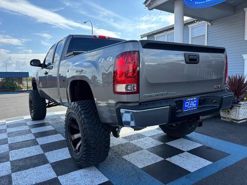 Used 2013 GMC Sierra 1500 SLE w/ Power Tech Package AWD/4WD image 3
