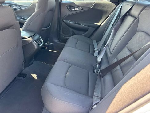 Used 2024 Chevrolet Malibu LT FWD image 13