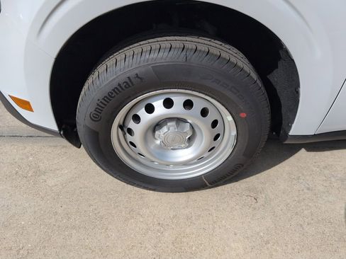 New 2025 Ford Maverick XL w/ Equipment Group 102A image 25