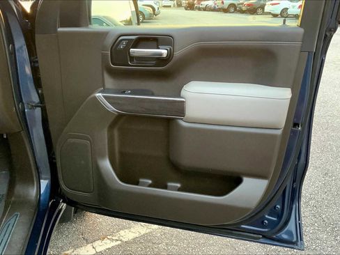 Used 2021 Chevrolet Silverado 1500 LTZ image 22