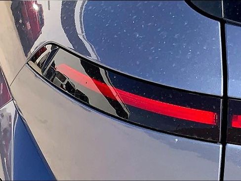 Used 2024 Hyundai Kona SEL FWD image 28