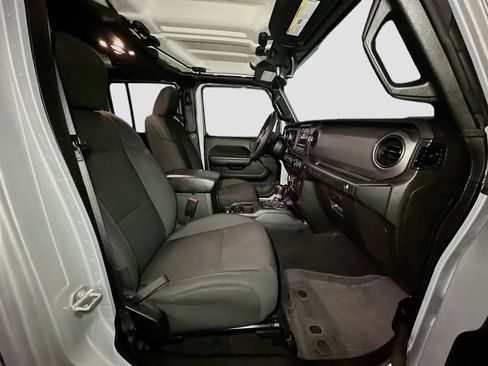 Used 2023 Jeep Wrangler Unlimited w/ 8.4" Radio Group AWD/4WD image 35