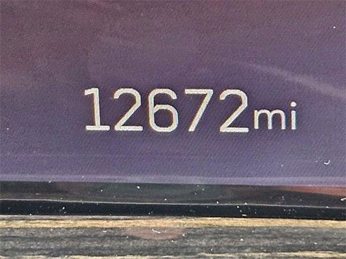 Certified 2025 Cadillac Escalade Premium Luxury image 22