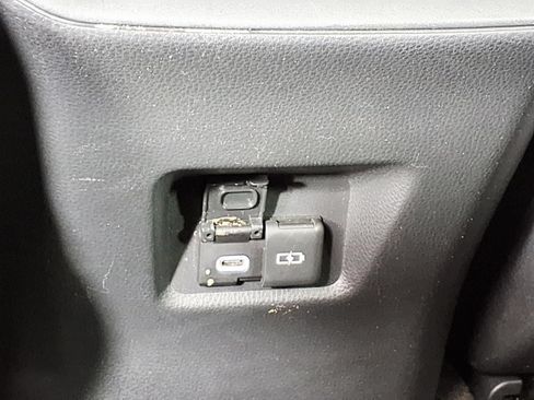 Used 2023 Toyota RAV4 XLE Premium FWD image 12
