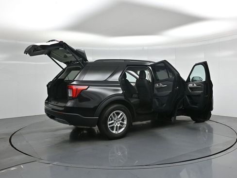 New 2026 Ford Explorer Active w/ Active Comfort Package image 5