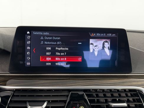 Used 2018 BMW 530i xDrive image 25