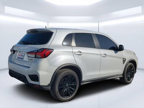 Used 2025 Mitsubishi Outlander Sport AWD image 3