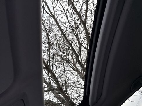 Used 2021 Honda CR-V EX-L image 17