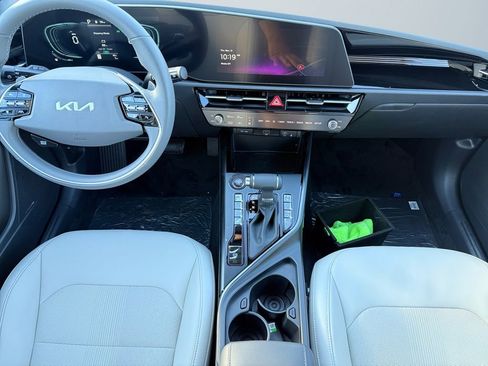 New 2026 Kia Niro EX w/ EX Premium Package image 11