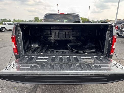 Used 2018 Ford F150 XLT w/ Equipment Group 302A Luxury AWD/4WD image 29
