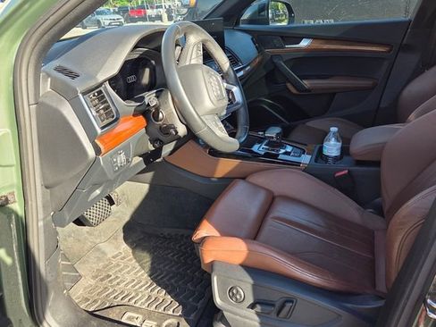 Used 2023 Audi Q5 e Premium Plus AWD/4WD image 7