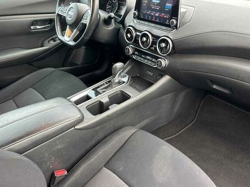 Used 2021 Nissan Sentra SV w/ Trunk Package image 13