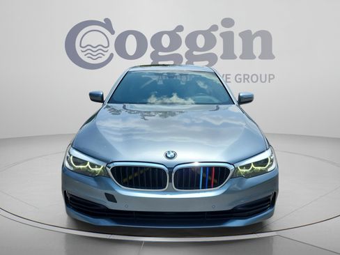 Used 2020 BMW 530i w/ Premium Package RWD image 8