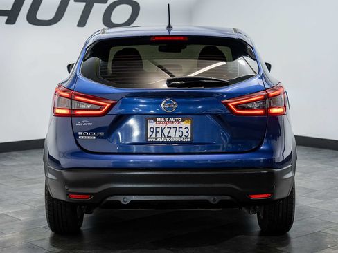Used 2021 Nissan Rogue Sport S FWD image 5