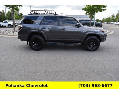 Used 2023 Toyota 4Runner SR5 AWD/4WD image 8