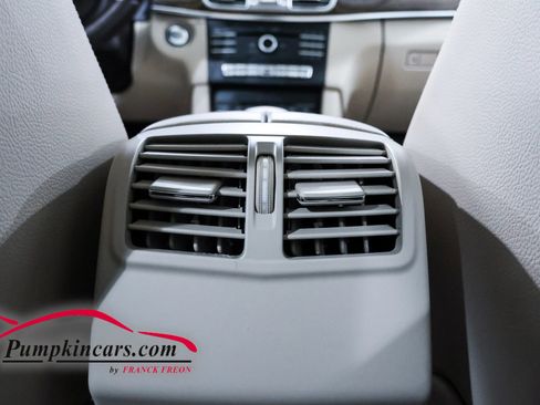 Used 2016 Mercedes-Benz E 350 4MATIC Sedan w/ Premium Package image 33