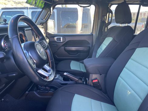 Used 2020 Jeep Gladiator Mojave image 9