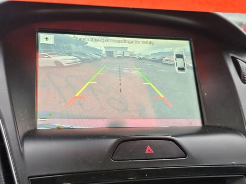 Used 2017 Ford Focus Titanium w/ Titanium Technology Package image 35