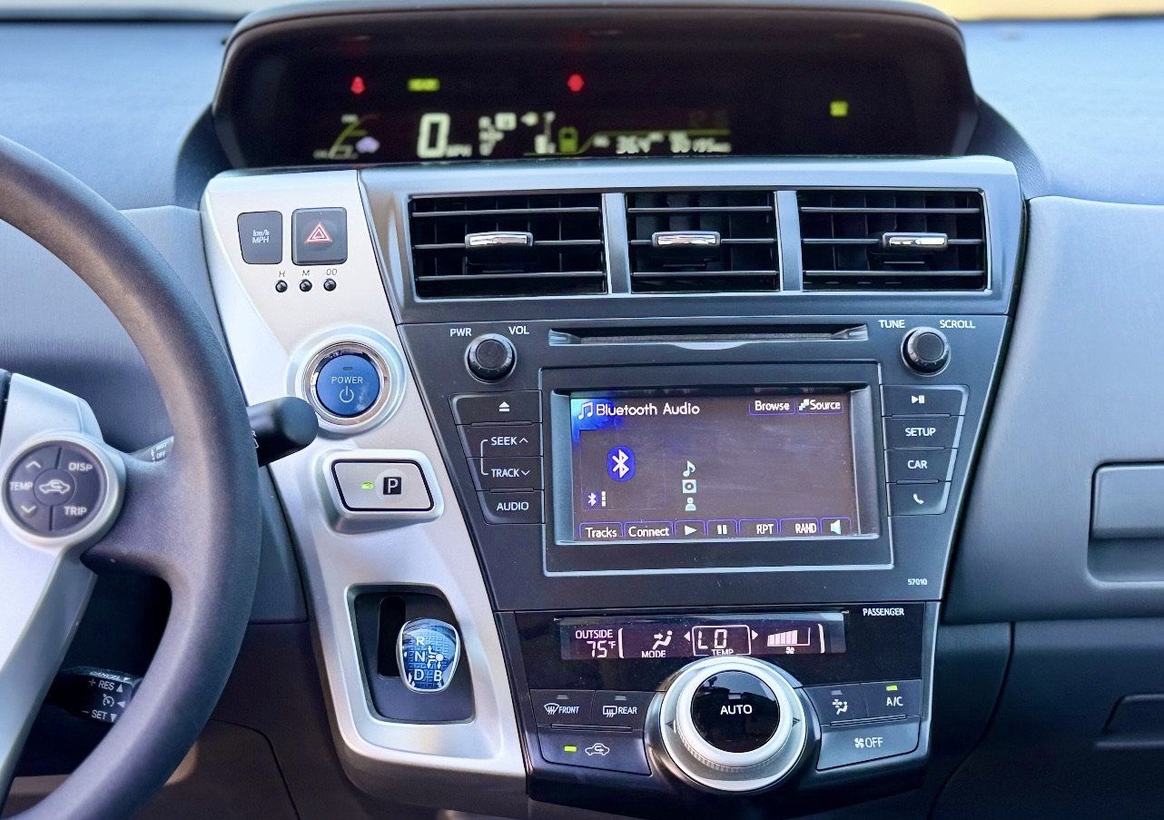 Used 2013 Toyota Prius V Three FWD image 13
