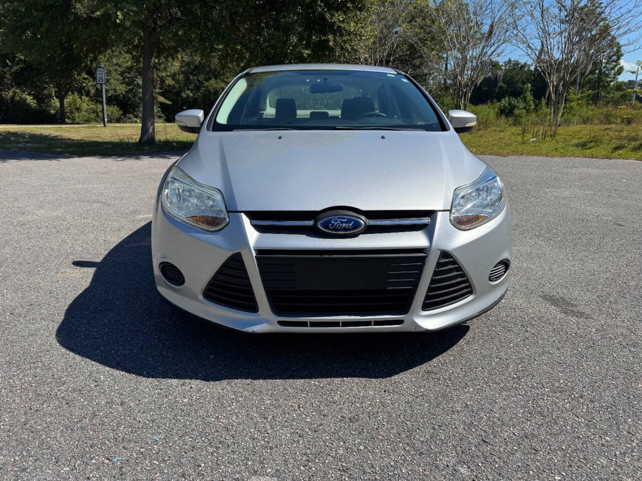 Used 2014 Ford Focus SE FWD image 27