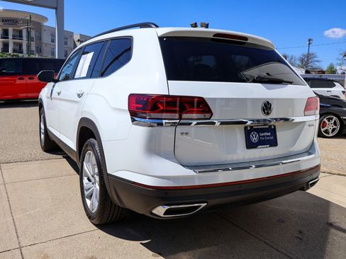 Certified 2023 Volkswagen Atlas SE w/ Panoramic Sunroof Package image 3