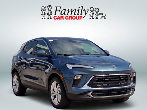 Used 2024 Buick Encore GX Preferred FWD image 2