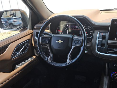 Used 2021 Chevrolet Tahoe High Country w/ Premium Package AWD/4WD image 13