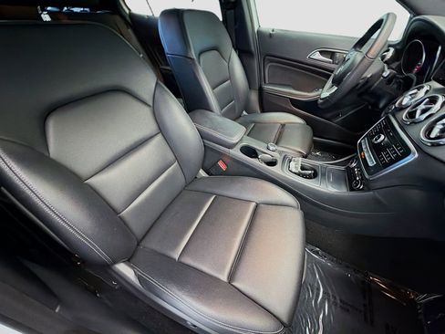 Used 2019 Mercedes-Benz GLA 250 4MATIC image 15