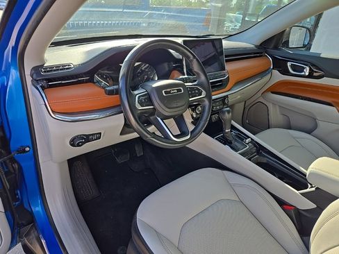 Used 2022 Jeep Compass Limited AWD/4WD image 35