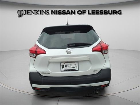 Certified 2019 Nissan Kicks SR w/ SR Premium Package image 10