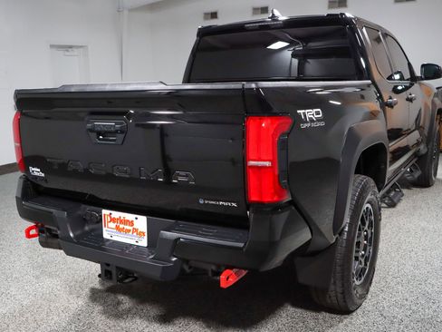 Used 2024 Toyota Tacoma TRD Off-Road AWD/4WD image 7