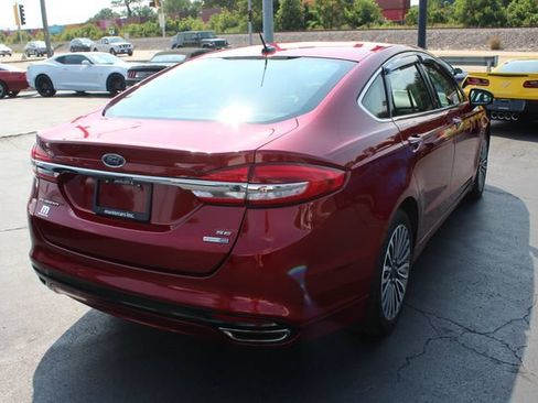 Used 2017 Ford Fusion SE w/ Fusion SE Technology Package AWD/4WD image 8