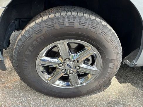Used 2025 Ford F150 XLT w/ Equipment Group 301A Standard AWD/4WD image 11