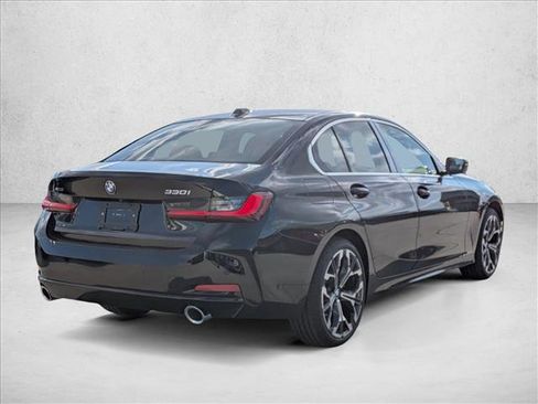 New 2026 BMW 330i xDrive Sedan w/ Convenience Package image 2