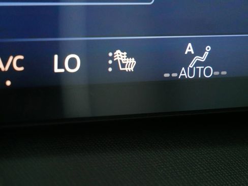 New 2026 Buick Enclave Preferred w/ Power Package image 26