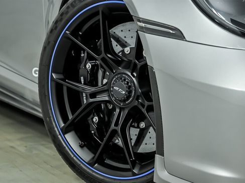 Used 2022 Porsche 911 GT3 RWD image 3