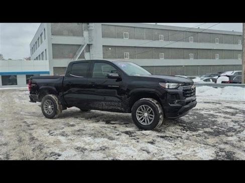 Certified 2023 Chevrolet Colorado LT AWD/4WD image 4