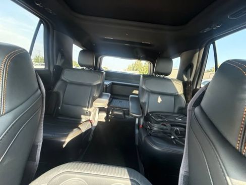 Used 2026 Ford Expedition Tremor AWD/4WD image 19