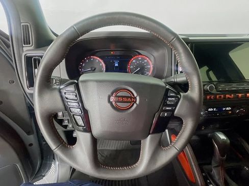 Used 2025 Nissan Frontier Pro-X RWD image 12