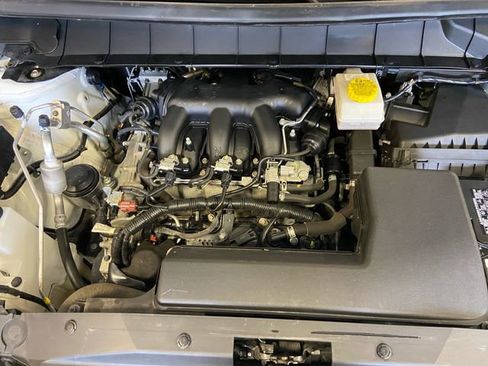 Certified 2023 Nissan Pathfinder SV image 24