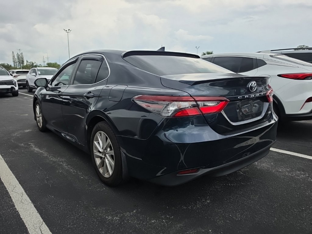 Used 2021 Toyota Camry LE FWD image 14
